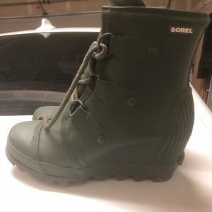 Sorel Wedge Rainboots